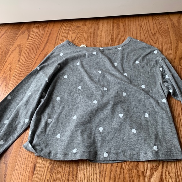 NEW GARAGE GREY HEART LONG SLEEVE! - Picture 2 of 2